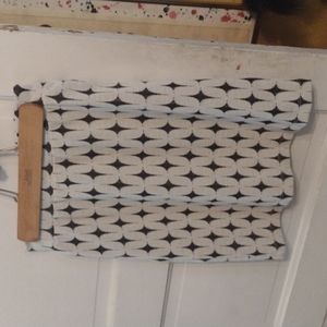 MINI SKIRT WHITE W/ BLUE STAR PATTERN